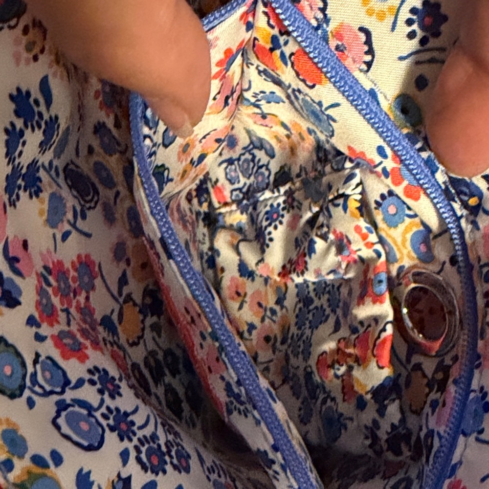 Vera Bradley Coral Floral Quilted Crossbody - Picture 6 of 11